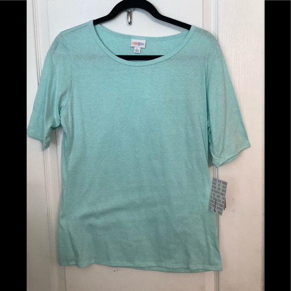 LuLaRoe Tops - NWT L Lularoe Gigi